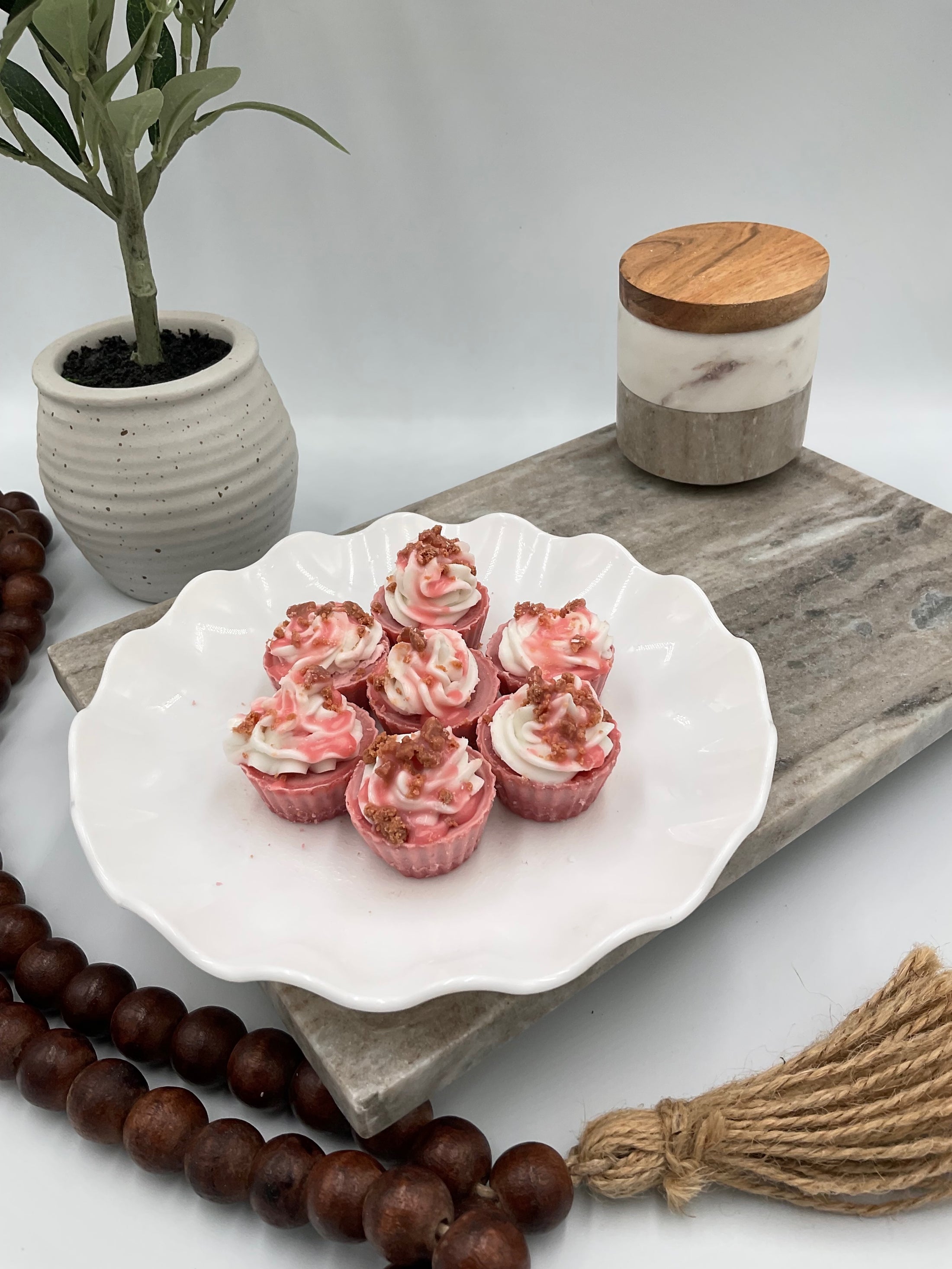 Cozy Cravings - Cakes Collection