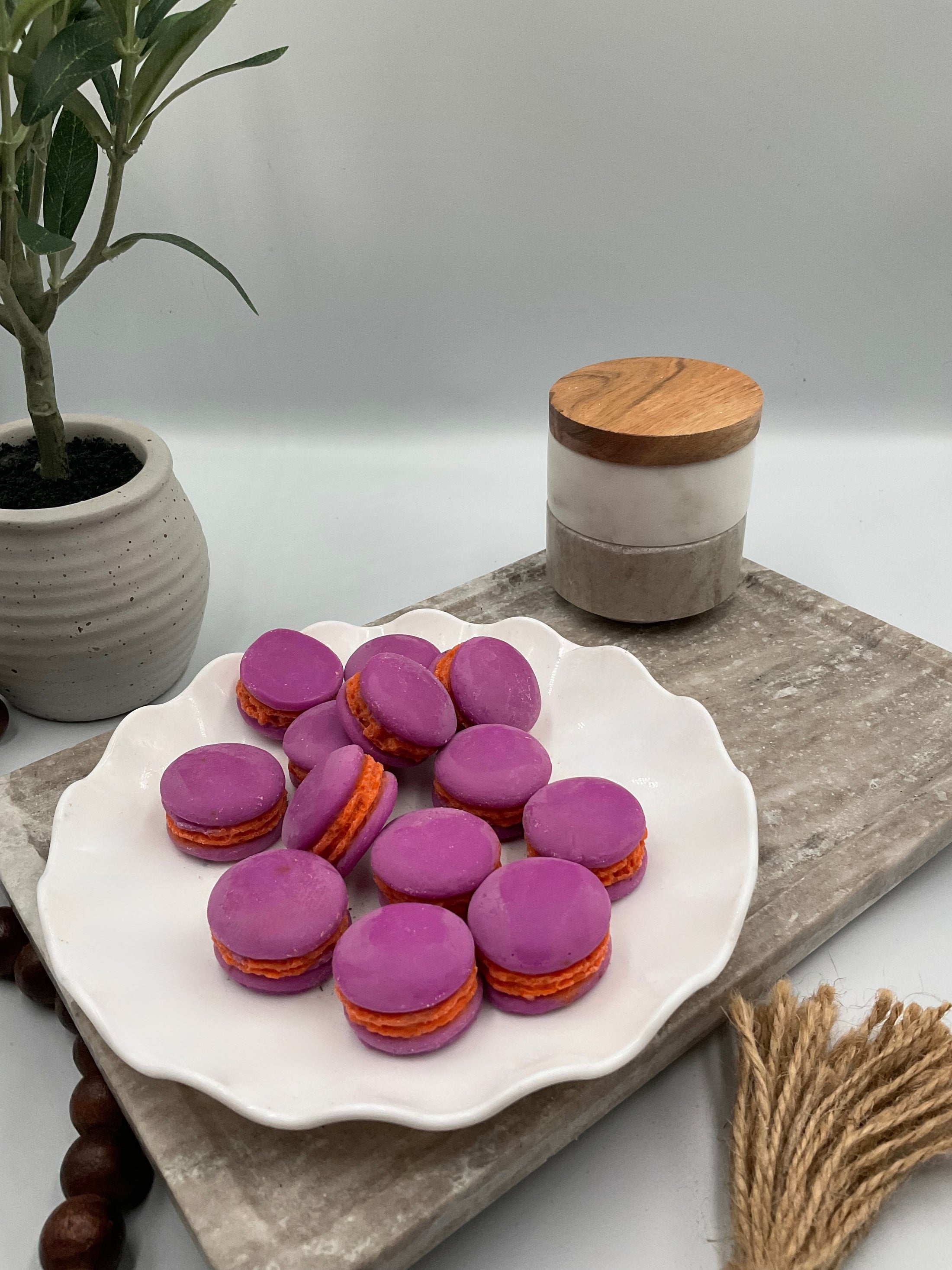 Cozy Cravings - Macaron Collection